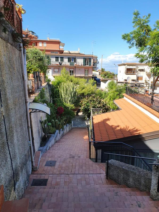 Ferienwohnung Profumo Di Lavanda Taormina Exterior foto